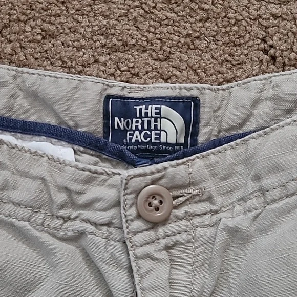 The North Face Women's Khaki Shorts, Size 8 - Picture 2 of 9